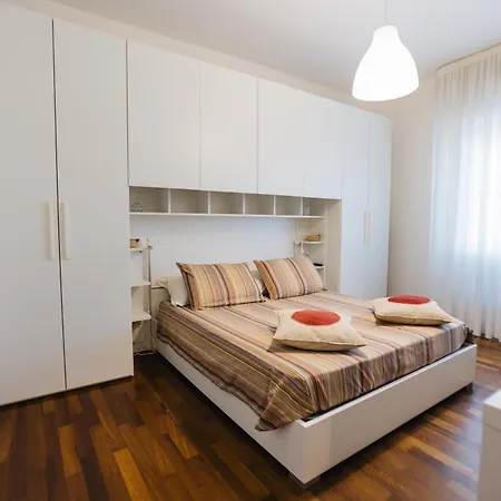 In Zona Dimora Fiducia Lägenhet
